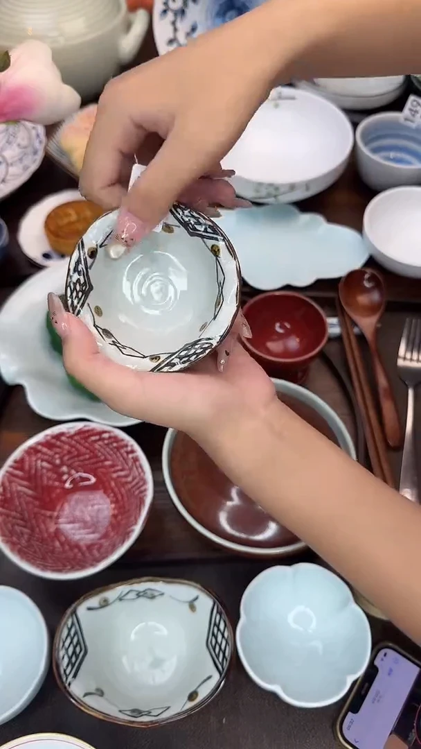 瓷（手绘菱格纹）蘸料碟