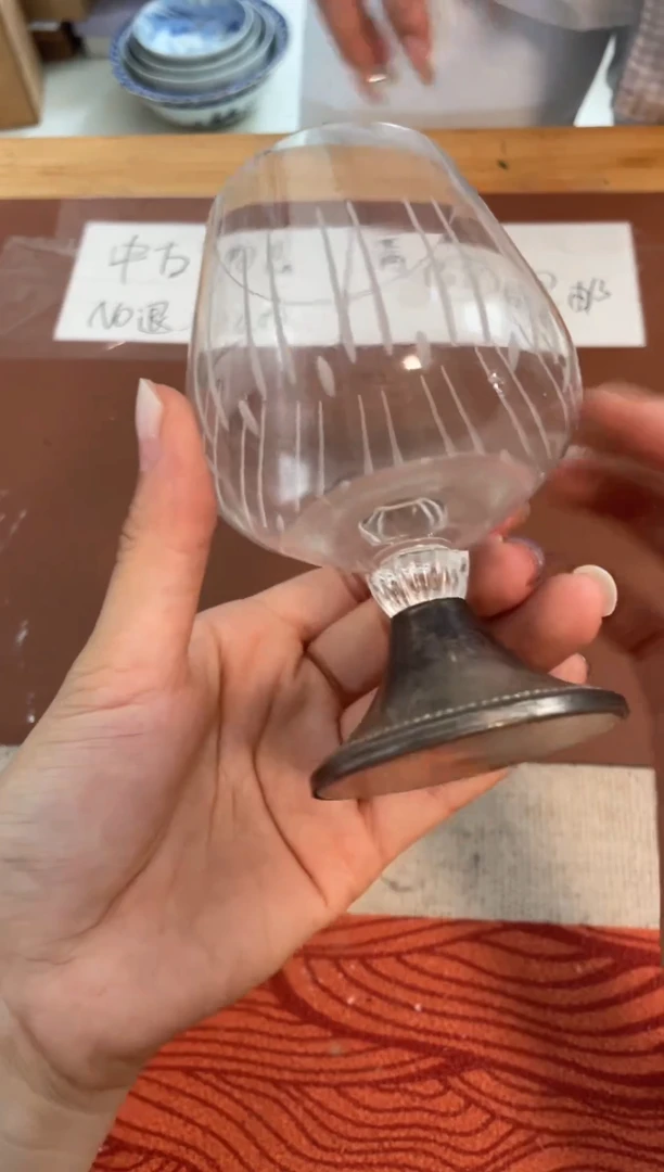 瓷片好漂亮的瓷器呀。。。。。