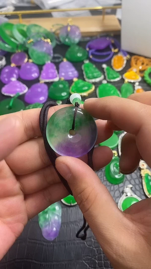 颈饰未镶嵌翡翠S003