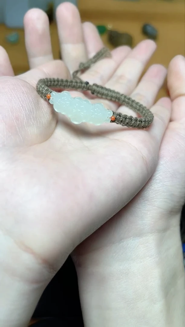 【闪购商品】和田玉手牌未镶嵌三生花06