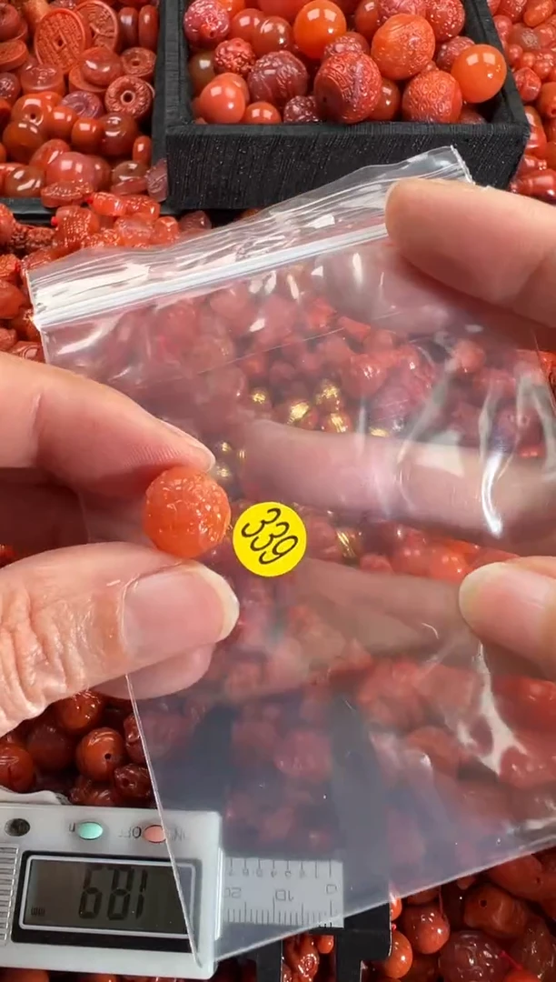 【闪购商品】南红玛瑙颈饰未镶嵌1