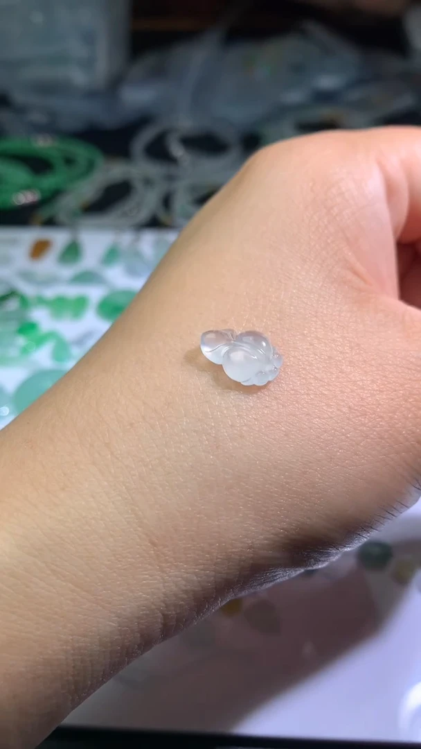 未镶嵌定制翡翠毛货