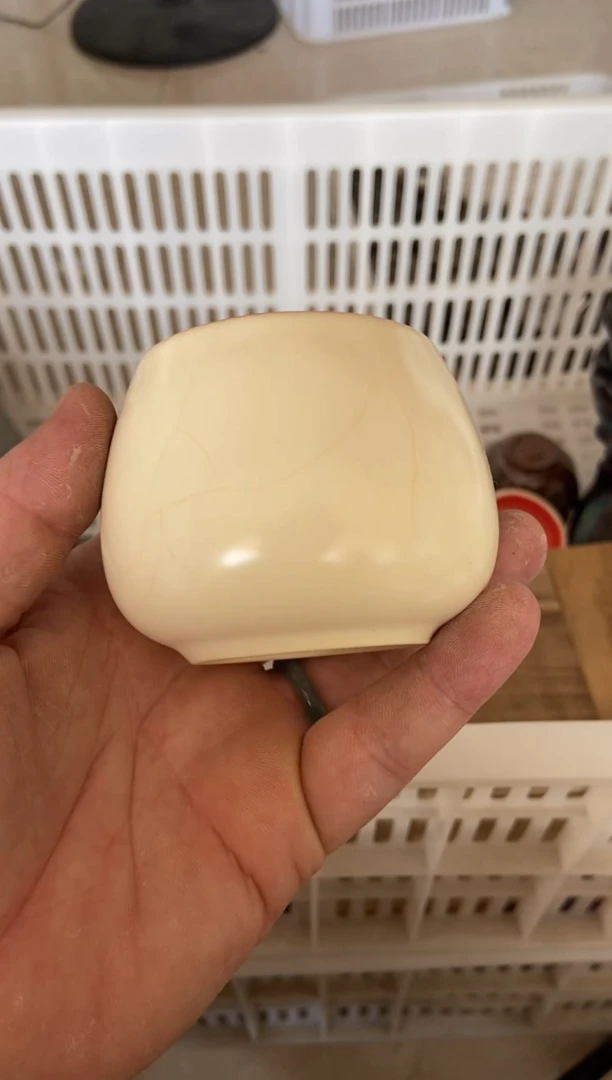 无运费险有瑕疵的摄影的产品有使用过的痕迹有点脏介意勿拍