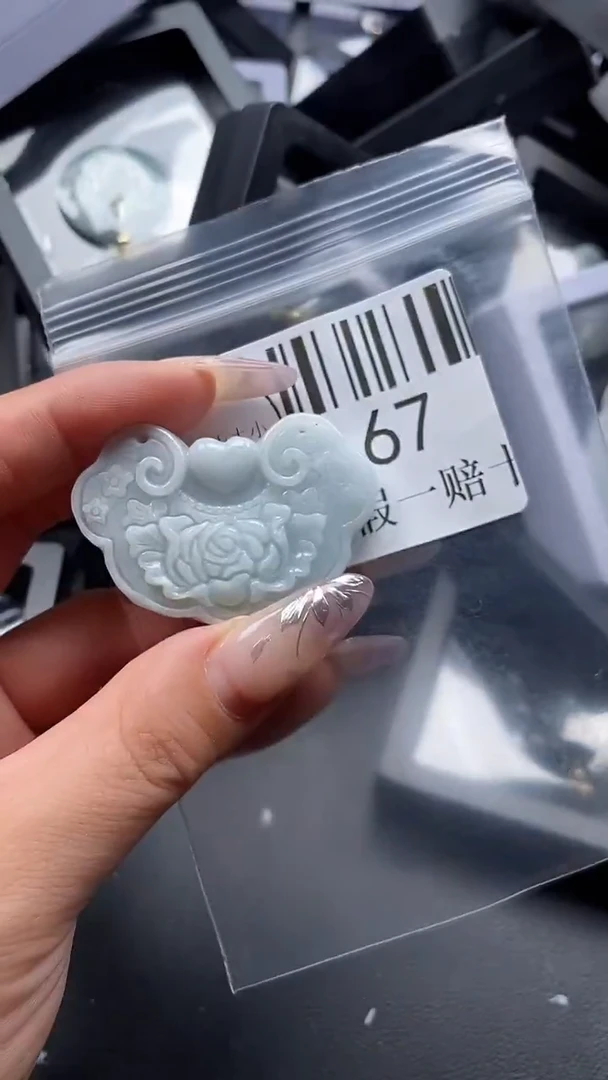 吊坠(不含链)未镶嵌翡翠67