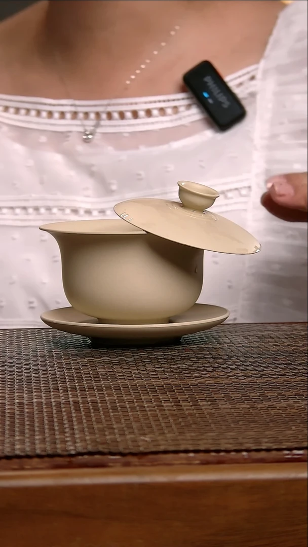 瓷白泥元宝三才盖碗