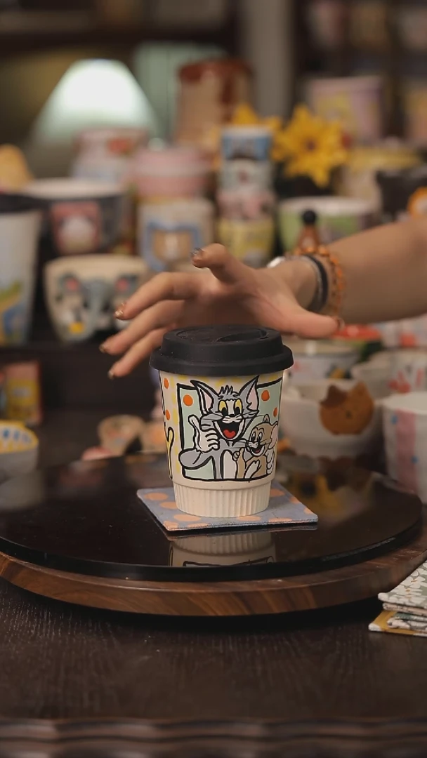 摆件景德镇釉下彩绘设计师款式陶瓷