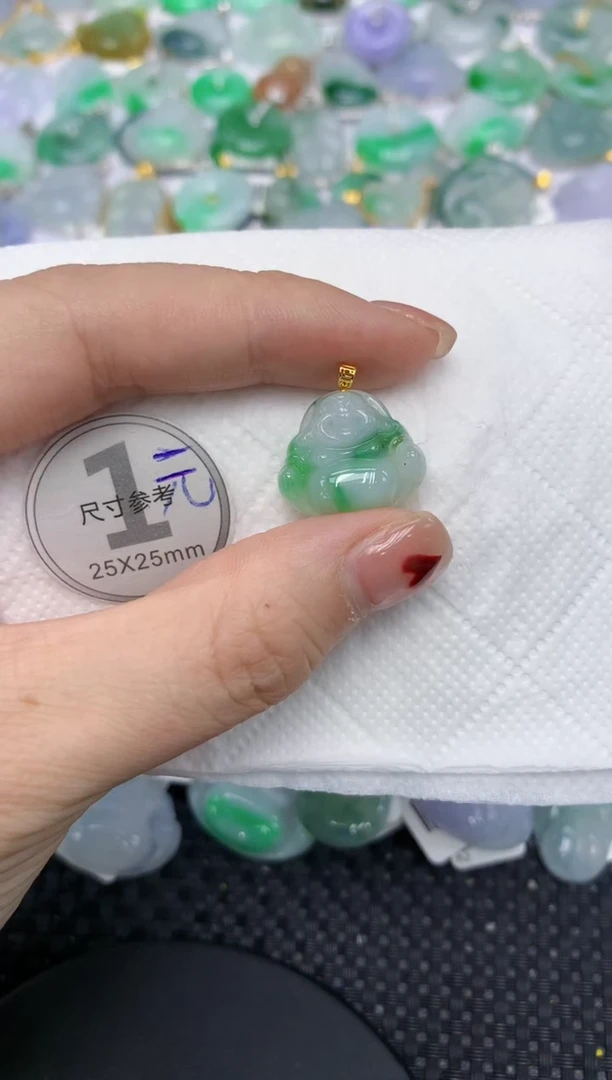 翡翠18K金镶嵌颈饰1111111