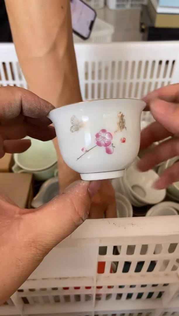 杯无运费险有瑕疵的摄影的产品有使用过的痕迹有点脏介意勿拍