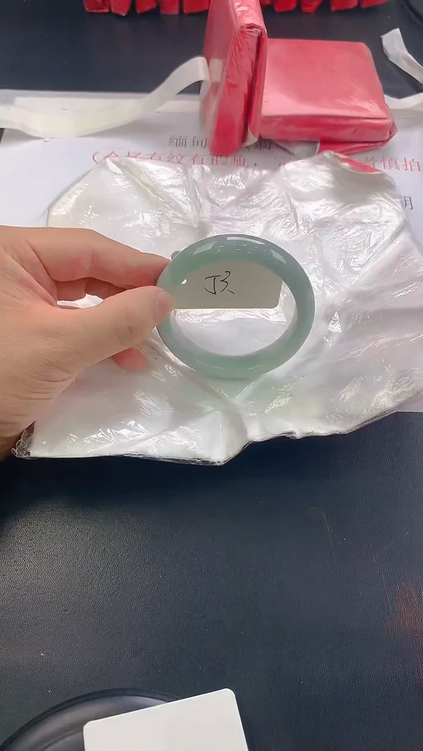 未镶嵌手镯翡翠165