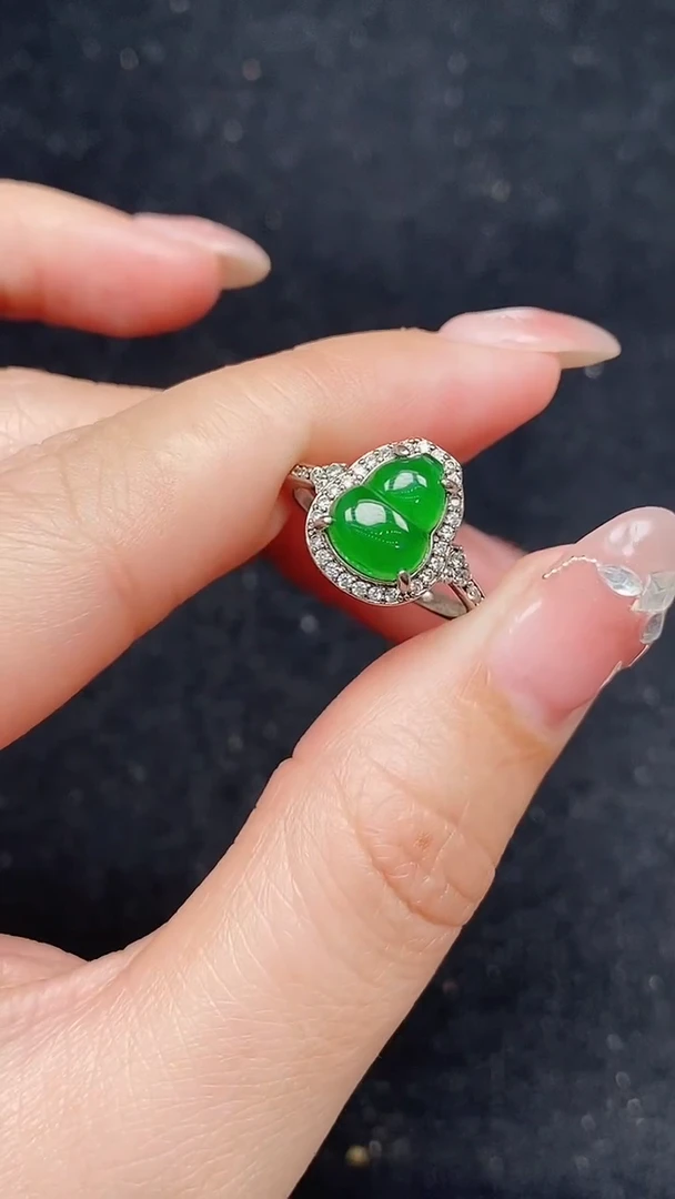 颈饰未镶嵌翡翠天然A货翡翠，保A保真