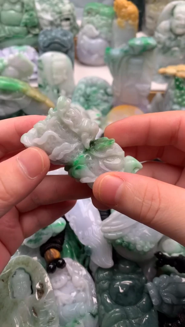 吊坠(不含链)未镶嵌翡翠1