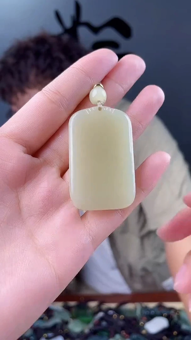 和田玉未镶嵌颈饰拍一发一，多样性发货