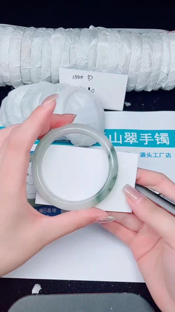 未镶嵌手镯石英质玉36-59/60