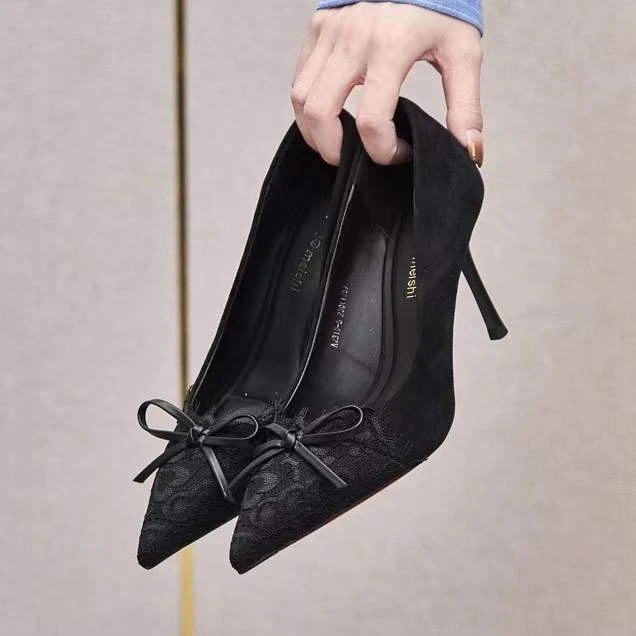 2025春新款豹纹蕾丝性感绒面浅口高跟鞋女细跟尖头名媛年会宴会鞋