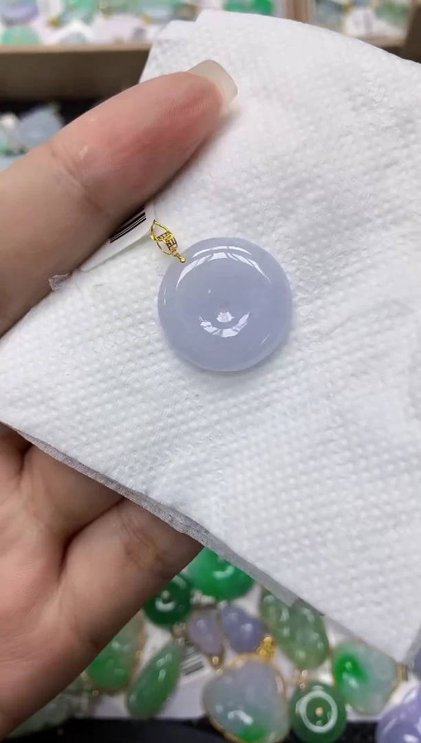 颈饰18K金镶嵌翡翠1111111111