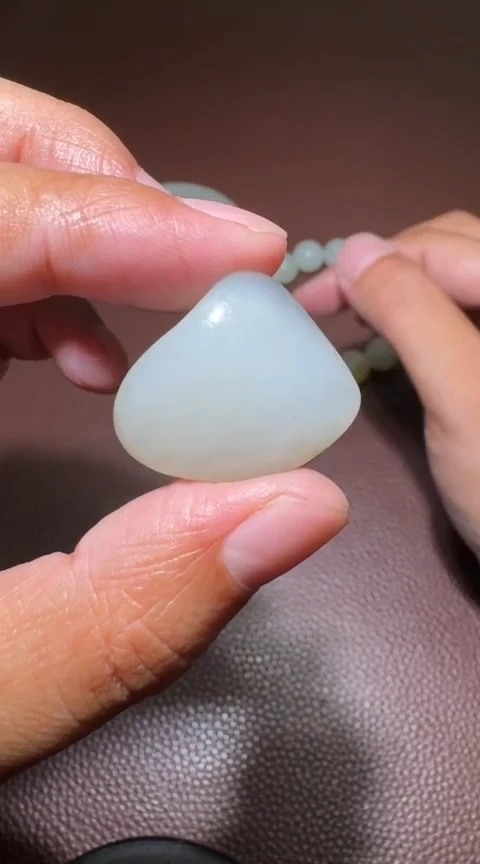 未镶嵌和田玉把件石****e和田玉