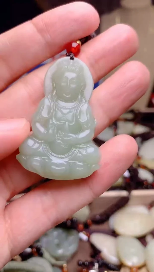 和田玉未镶嵌颈饰1