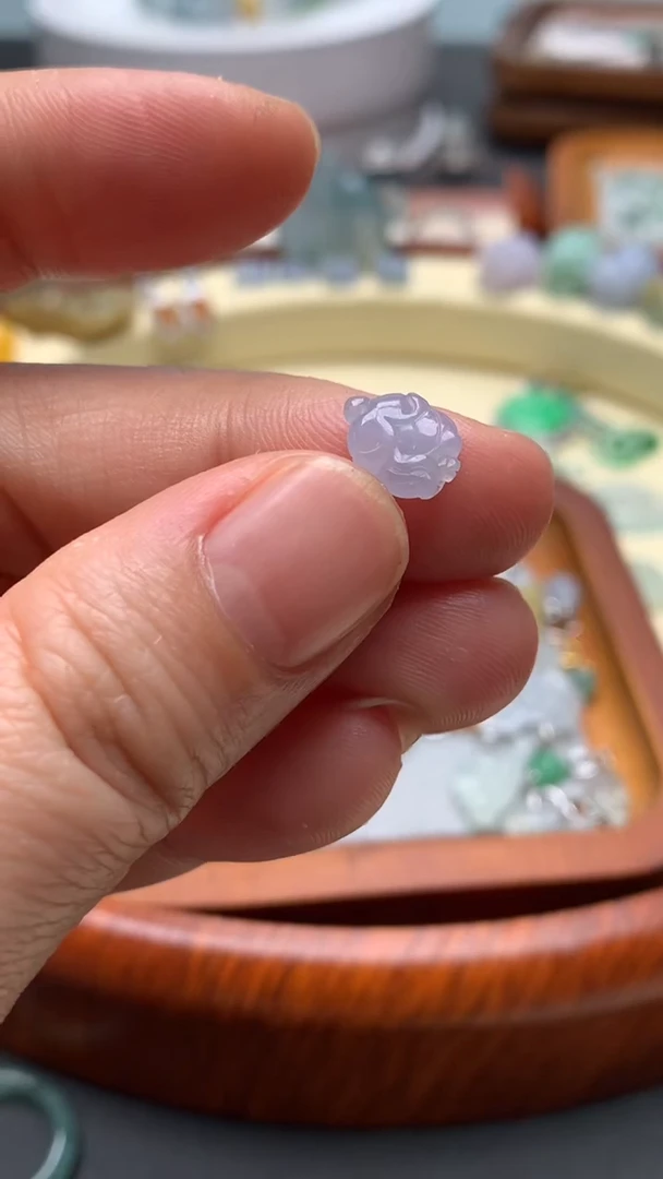 【闪购商品】翡翠颈饰银S925镶嵌翡翠白菜