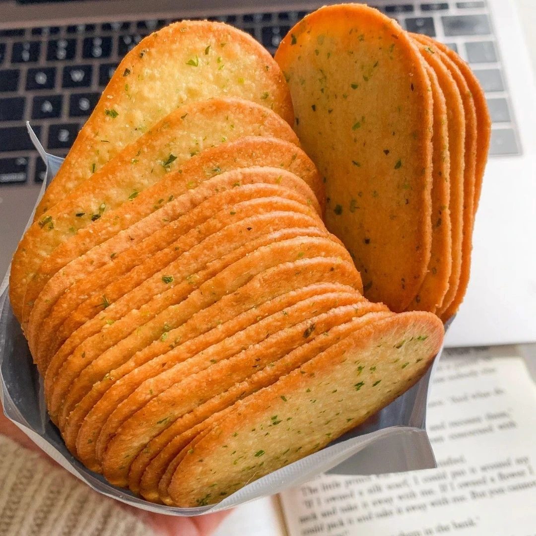 【半价抢60包】海苔咸味薄脆饼干单独小包装办公室解馋追剧网红零食