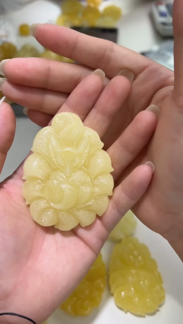 裸石琥珀未镶嵌琥珀蜜蜡吊坠