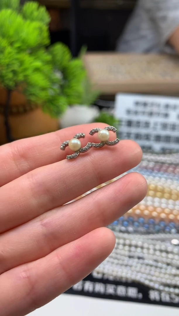 未镶嵌耳饰海水珍珠---105967