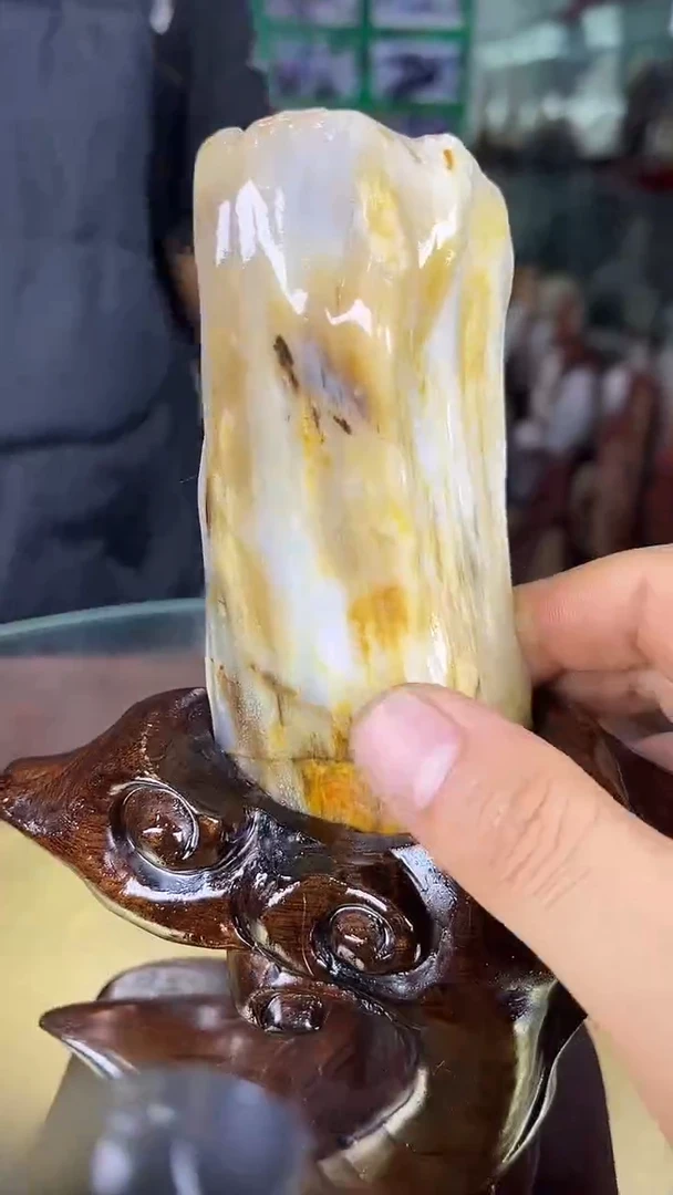缅甸天然树化玉摆件