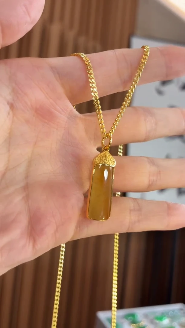 吊坠(不含链)18K金镶嵌翡翠吊坠