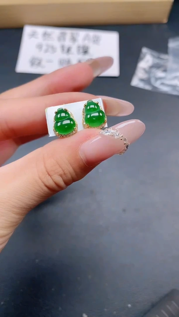 银S925镶嵌戒指翡翠1111