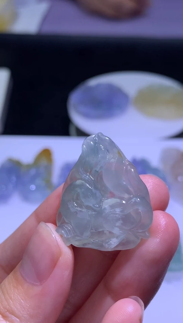 定制翡翠未镶嵌l****莲毛货