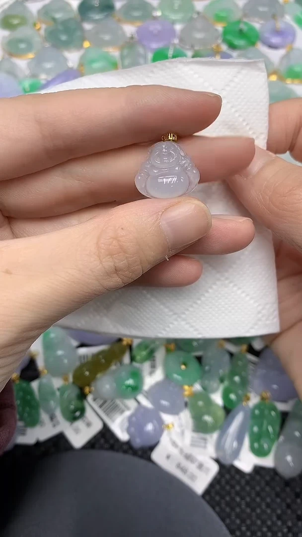 颈饰18K金镶嵌翡翠111111111111