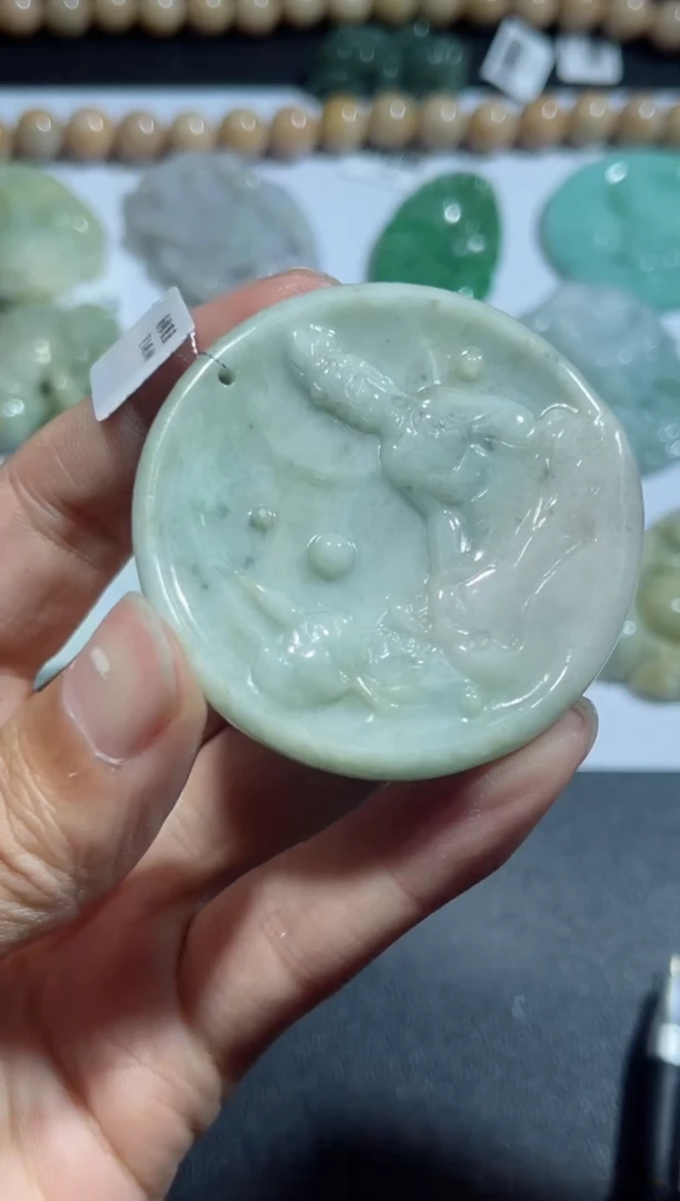 【闪购商品】翡翠颈饰未镶嵌00019540