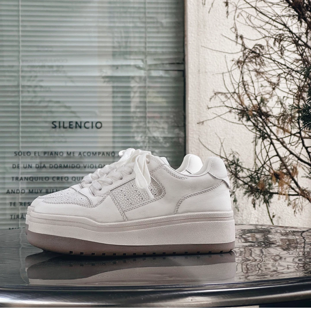 通用增高透气车缝线系带休闲板鞋运动鞋女鞋低帮时尚