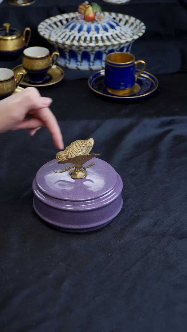 骨瓷婷婷中古器物如图所示62