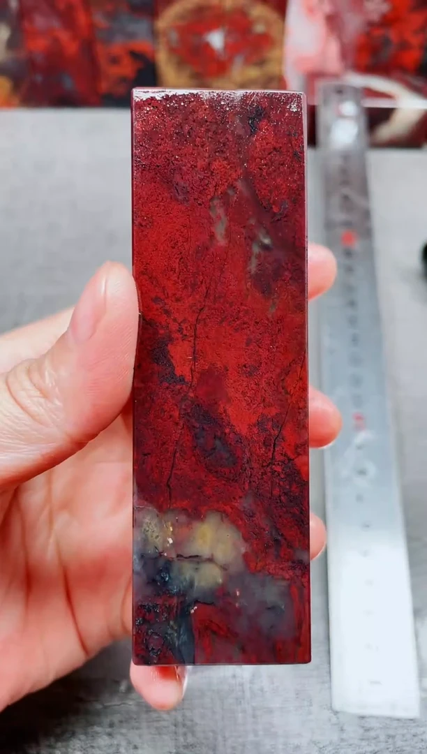 玉桂林鸡血玉素章3.0左右红11