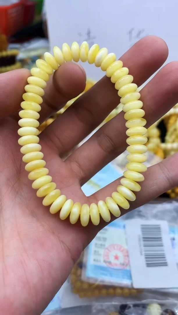 裸石蜜蜡未镶嵌手串