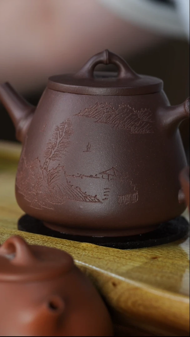 工堂直营精工半手紫砂壶