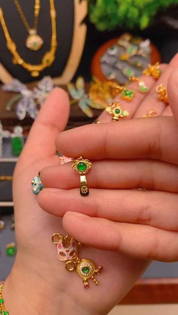 【闪购商品】翡翠吊坠(不含链)银S925镶嵌立体如意万能扣