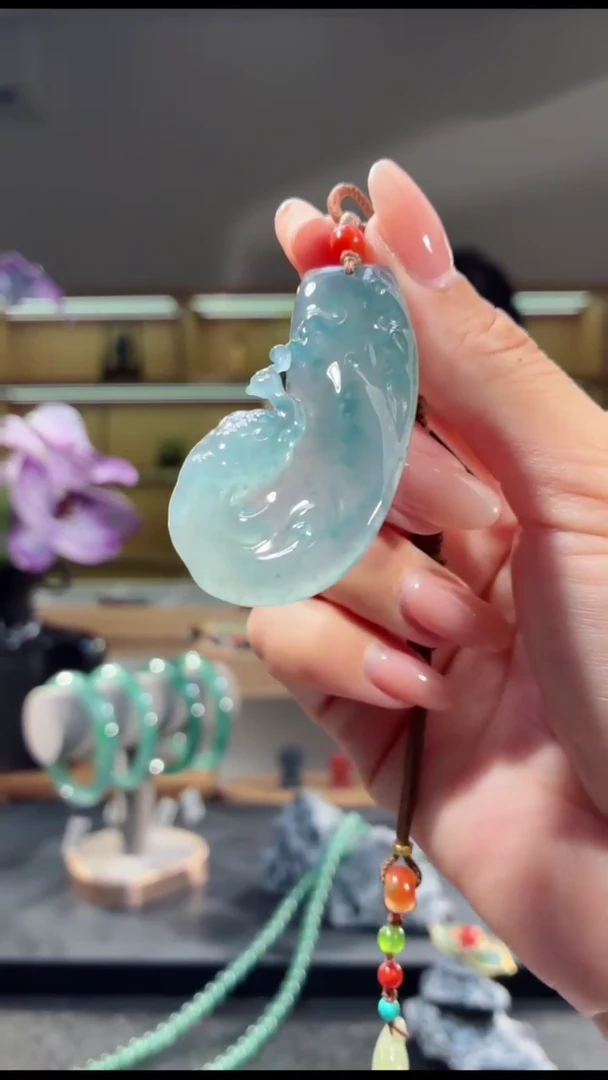 吊坠(不含链)未镶嵌翡翠凤凰