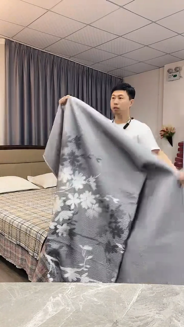 棉2.1*2.3牛头贡缎灰色花