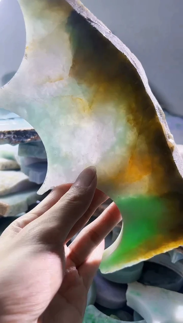 翡翠裸石 缅甸翡翠A货陈525