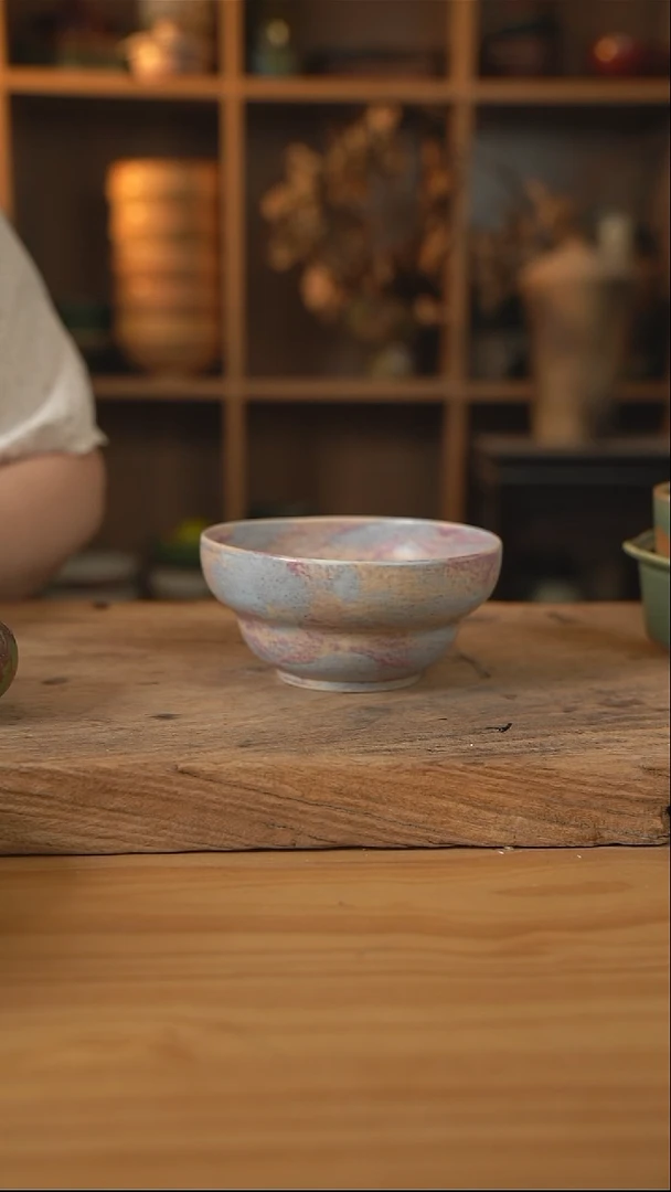 紫色系列的6英寸葫芦面碗