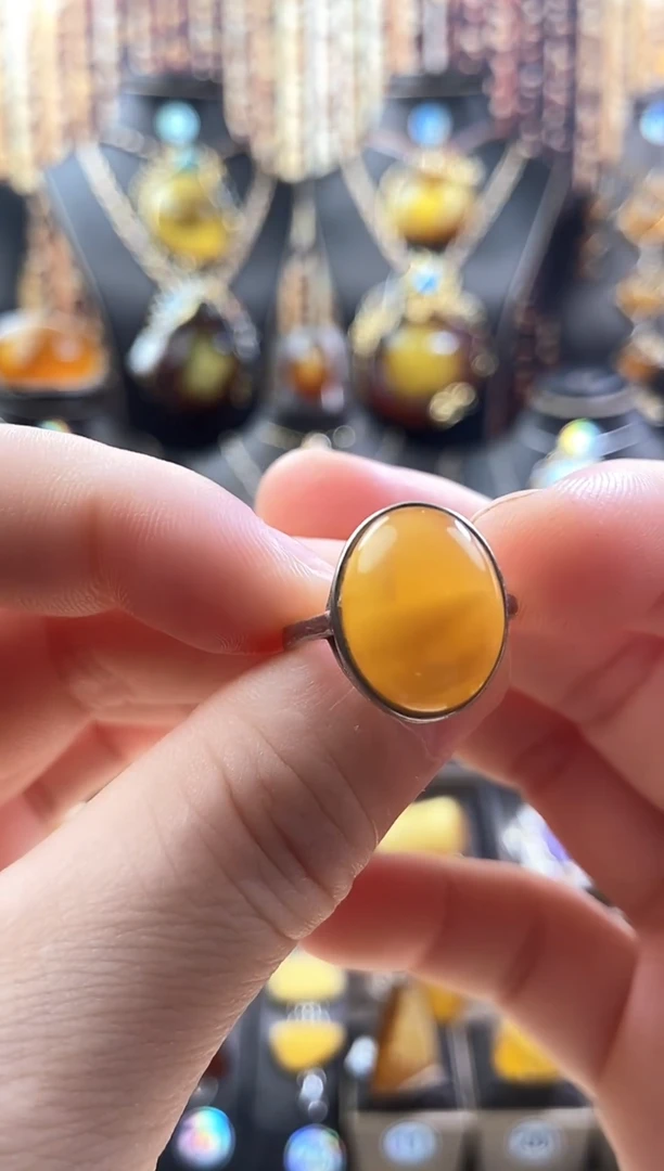 未镶嵌琥珀戒指戒指