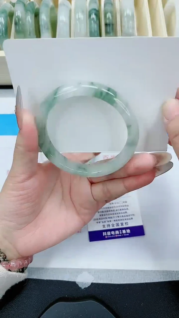 【闪购商品】石英质玉手镯未镶嵌224号/60-61圈