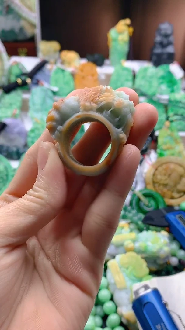 颈饰未镶嵌翡翠天然缅甸a货翡翠20.2