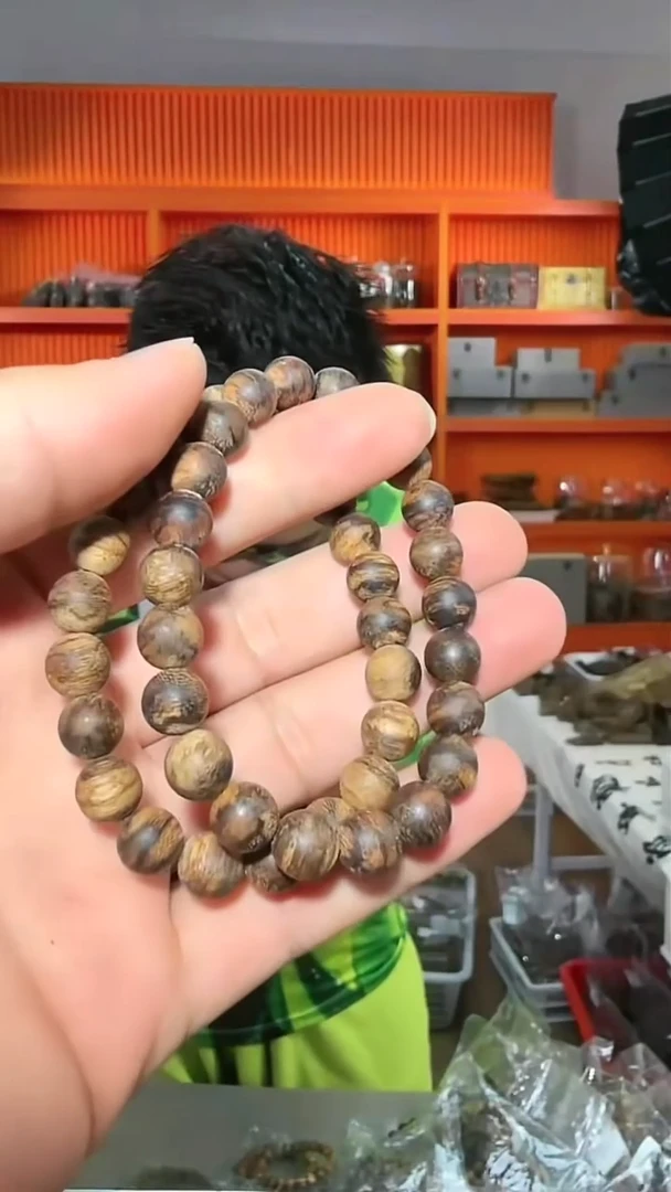 沉香手串16号单圈达拉干多样性发一