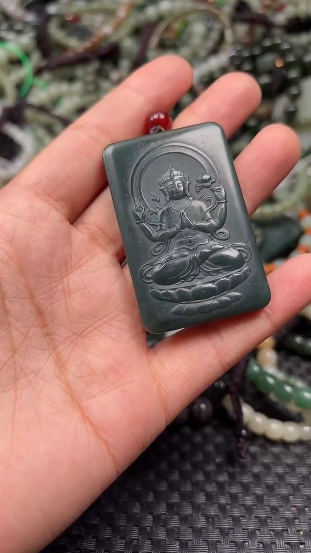 颈饰未镶嵌和田玉1