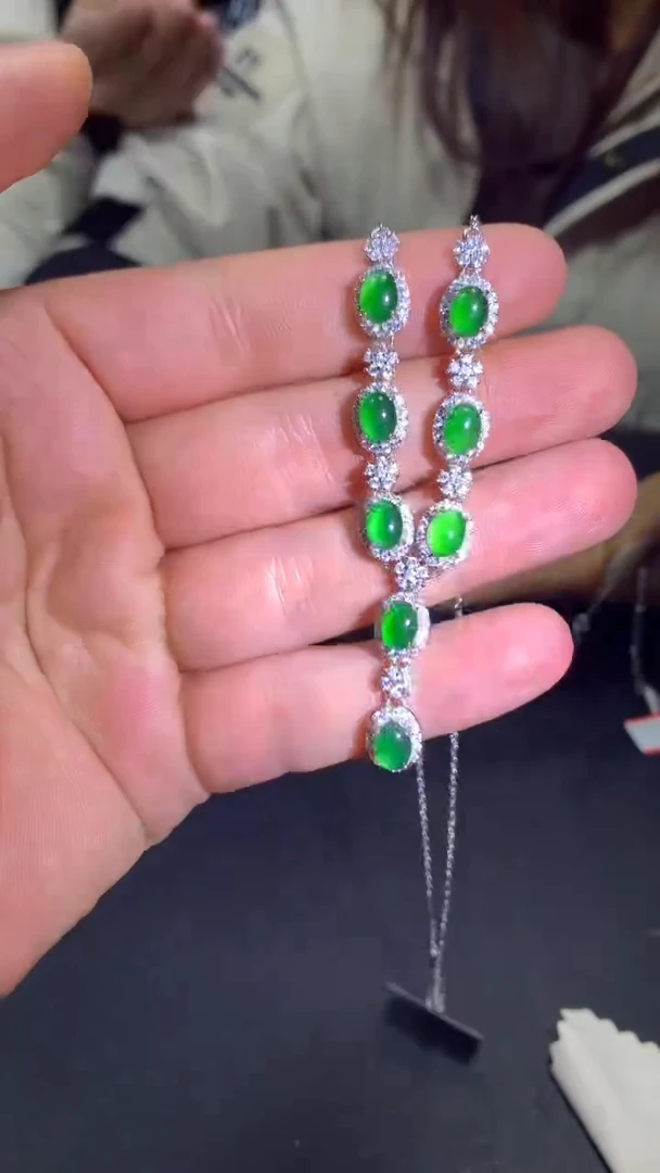 【闪购商品】翡翠项链未镶嵌0850483418/多样性发一