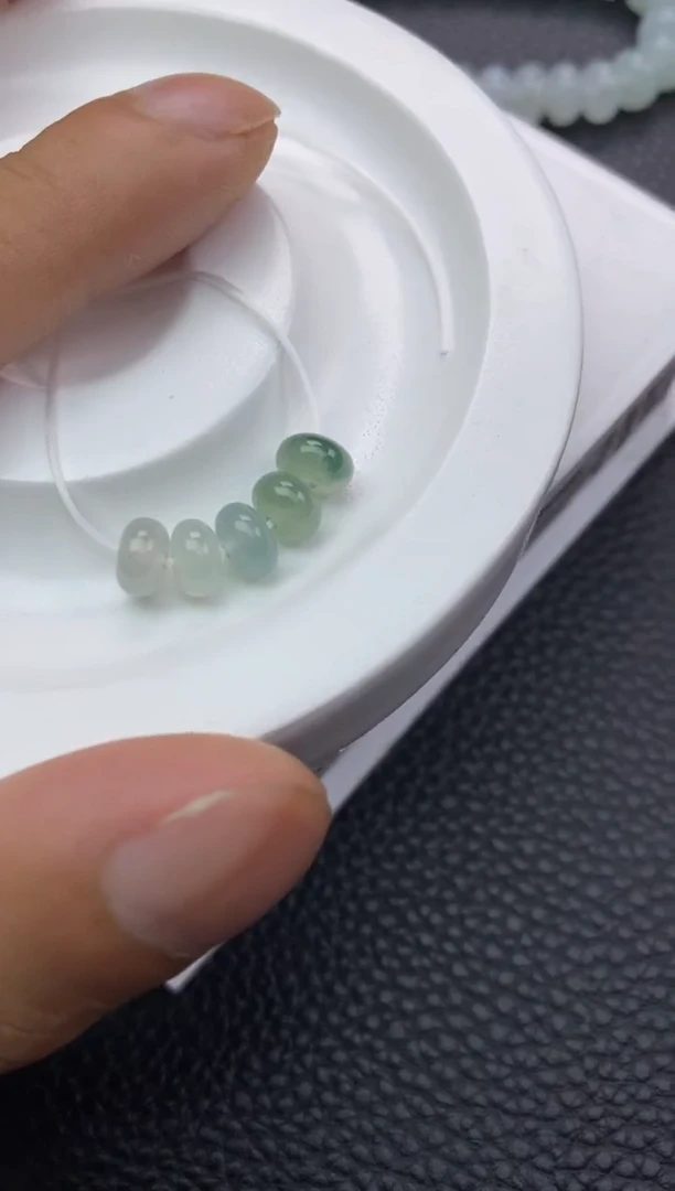 翡翠散珠25天然A货翡翠散珠卡