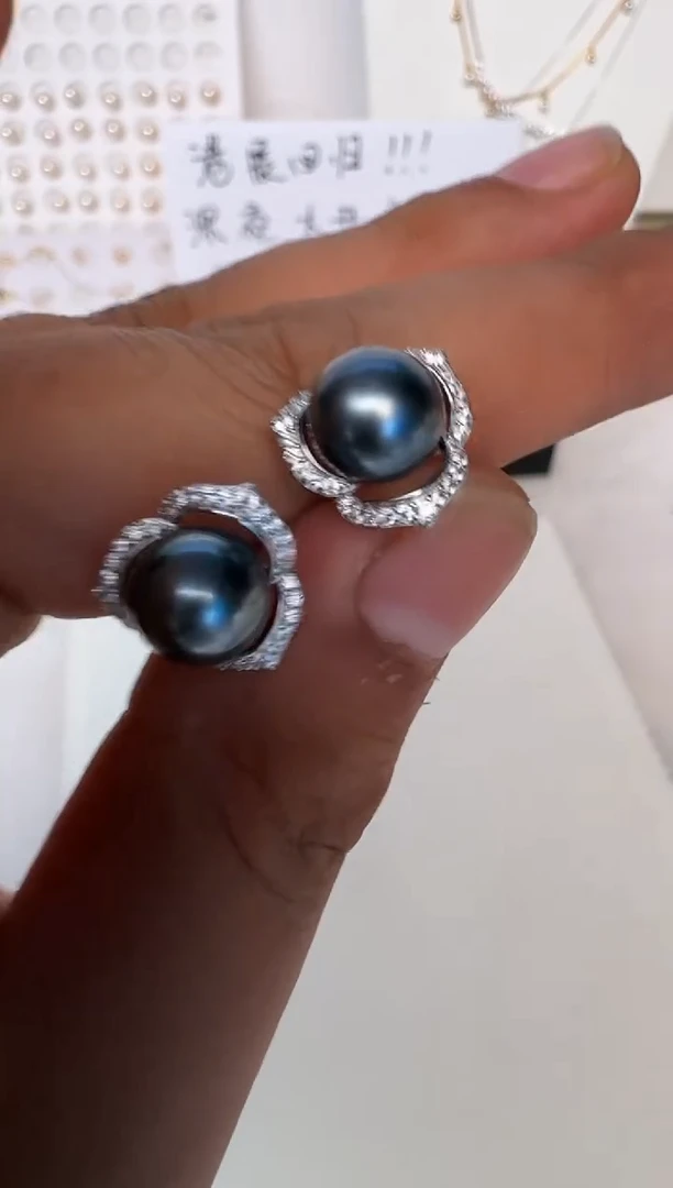 银S925镶嵌海水珍珠耳饰耳钉