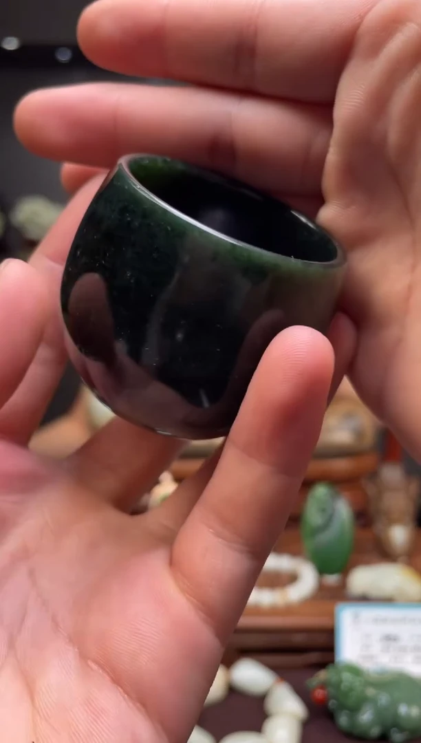 未镶嵌和田玉把件茶杯（多样性发货）